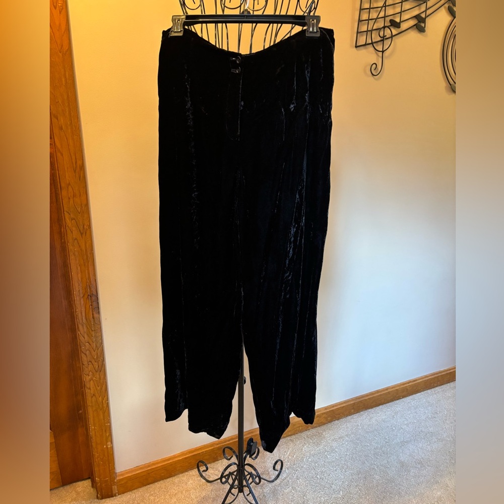Talbots Petites Black Crush Velvet Trousers 12P zip and 2 buttons